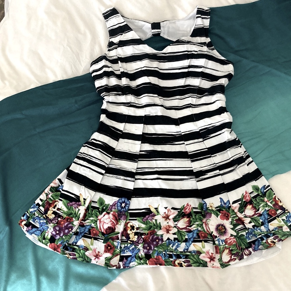 Floral spring dress size 15
